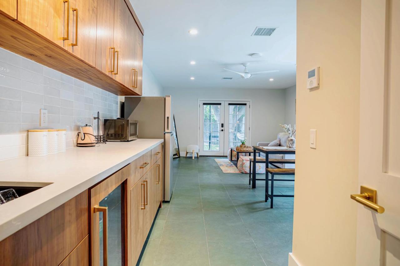 Serene 1 Bed Guest House With Patio Sleeps 6 Los Angeles Extérieur photo