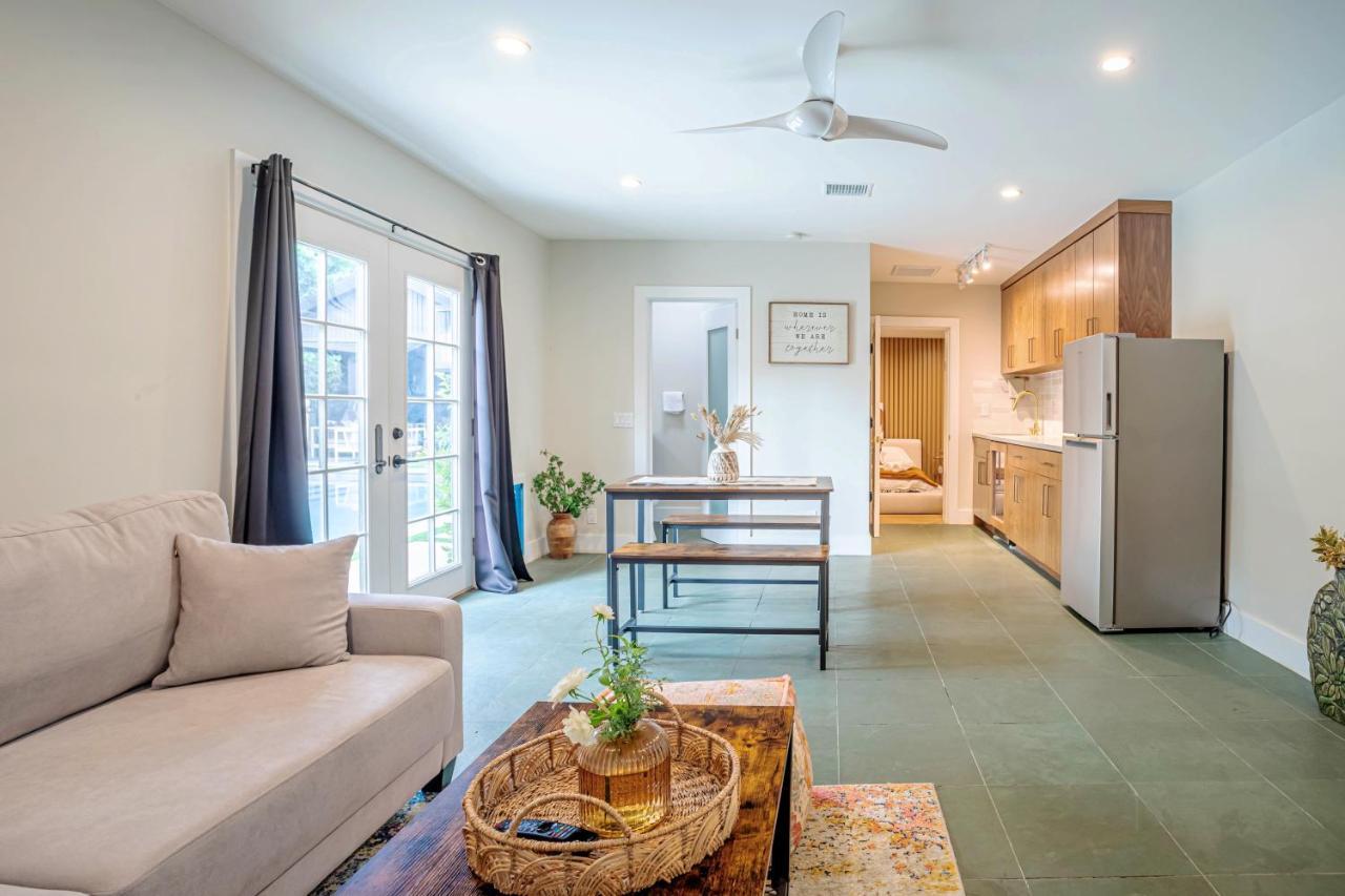 Serene 1 Bed Guest House With Patio Sleeps 6 Los Angeles Extérieur photo