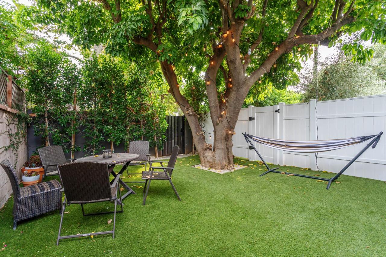 Serene 1 Bed Guest House With Patio Sleeps 6 Los Angeles Extérieur photo